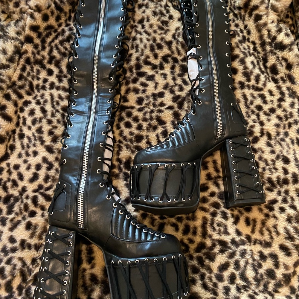 *SOLD* DOLLS KILL CLUB EXX RUDE AWAKENING THIGH HIGH BOOTS - BLACK SIZE 6